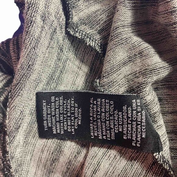 New With Tags Zach & Rachel asymmetrical tunic top size S - Picture 8 of 9